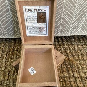 Empty Wooden Cigar Box Liga Privada T52 Stalk Cut Toro 152 x 52